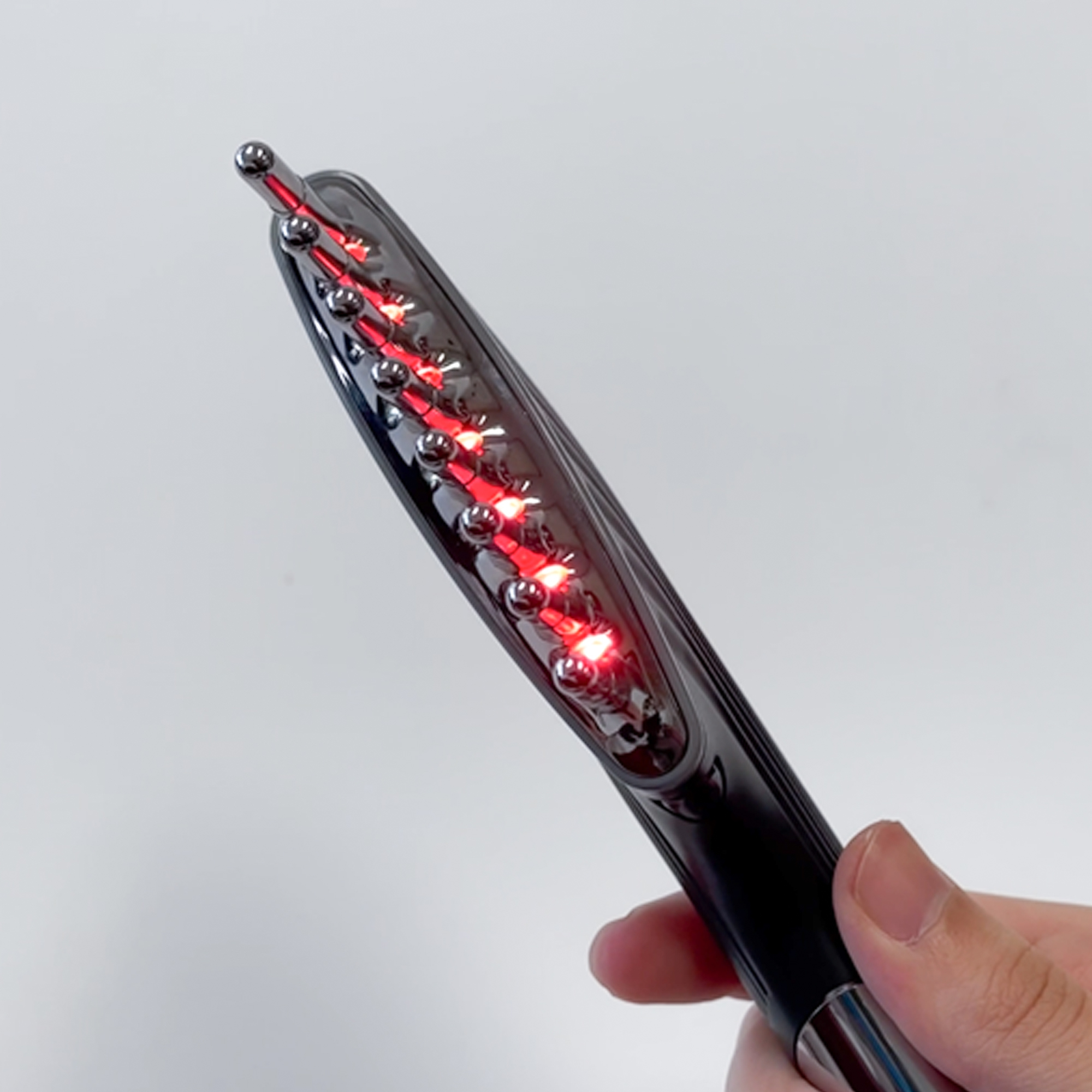 reevaa H+ LED brush